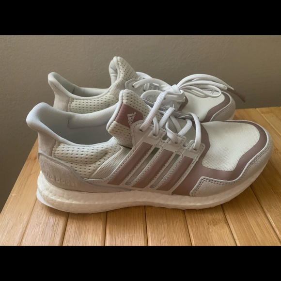 ultraboost dna running shoe adidas